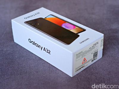 Galaxy A32 Awesome Black, Tampilan Premium Harga Tak Sampai Rp 4 Juta