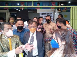 Kala Mahfud Terima Keluhan Korban Curhat di Medsos Berujung Pidana