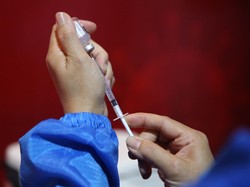 Survei SMRC: 29% Responden Tak Mau Divaksinasi Corona