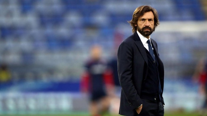 CAGLIARI, ITALY - MARCH 14: Andrea Pirlo coach of Juventus looks on during the Serie A match between Cagliari Calcio  and Juventus at Sardegna Arena on March 14, 2021 in Cagliari, Italy. (Photo by Enrico Locci/Getty Images)