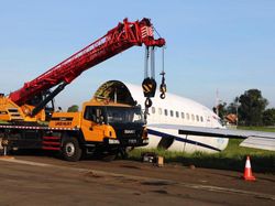 Trigana Air Dievakuasi, Runway Bandara Halim Diperbaiki