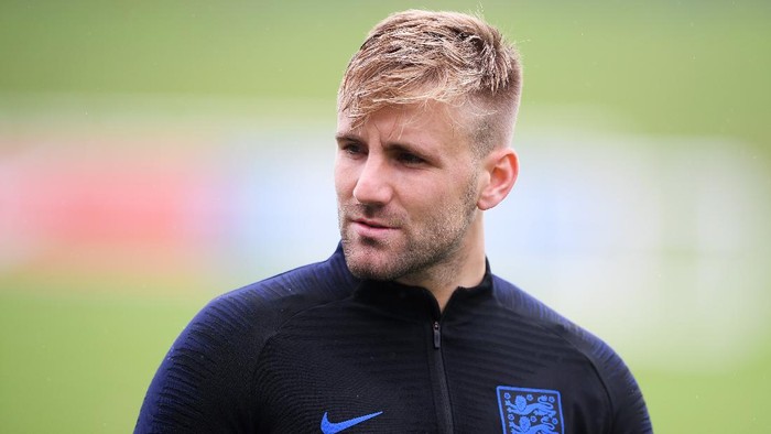 BURTON-UPON-TRENT, ENGLAND - SEPTEMBER 04:  Luke Shaw of England looks on during an England training session at St Georges Park on September 4, 2018 in Burton-upon-Trent, England.  (Photo by Laurence Griffiths/Getty Images)