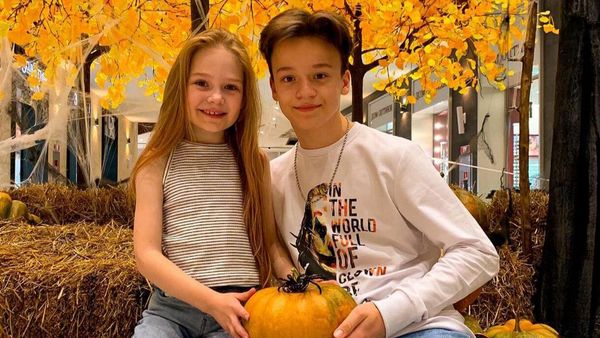 7 Foto Pasangan Cilik yang Jadi Kontroversi, Nikah di Bawah Umur