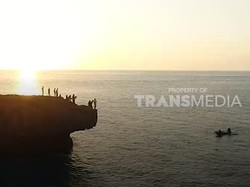 My Trip My Adventure: Asyiknya Main Terjang Ombak di Pantai Mandorak