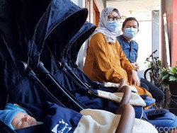 Penantian 8 Tahun Berbuah Manis, Pasutri di Tasik Dikaruniai 3 Anak Kembar