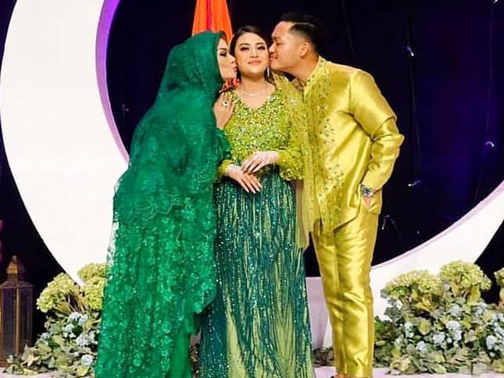 Aurel Hermansyah Batal Nikah di Istiqlal, Anang Serahkan Semua Rencana ke Anak Aurel Hermansyah Batal Nikah di Istiqlal, Anang Serahkan Semua Rencana ke Anak