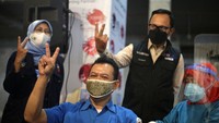 Potret Bima Arya Tinjau Vaksinasi di Mal Kota Bogor