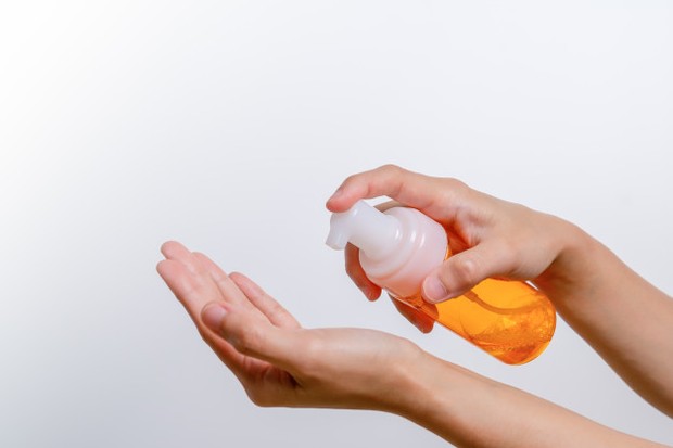 Produk water based pilihan yang tepat untuk kulit pori besar/freepik.com