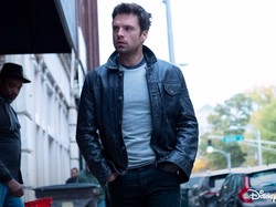 Bucky Barnes Krisis Identitas di The Falcon and The Winter Soldier