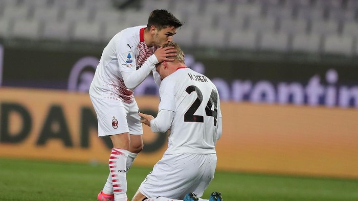 FLORENCE, ITALY - MARCH 21: Brahim Diaz of AC Milan celebrates after scoring a goal during the Serie A match between ACF Fiorentina and AC Milan at Stadio Artemio Franchi on March 21, 2021 in Florence, Italy.  (Photo by Gabriele Maltinti/Getty Images)