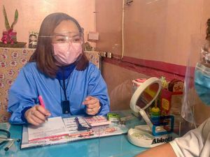 Ada Monster Baru, Kasus COVID-19 di Filipina Naik Sementara Vaksinasi Lambat