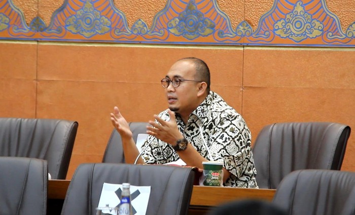 Anggota Komisi VI dewan perwakilan rakyat RI dari Fraksi Gerindra Andre Rosiade meminta Me Tka Masuk Di Saat Dihentikan Mudik, Andre Minta Bahlil Tegur Smelter Asing