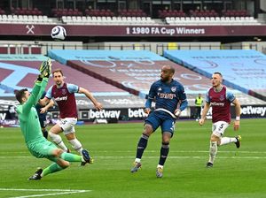 Lacazette: Arsenal Berantakan karena Tak Ikuti Rencana Arteta Lacazette: Arsenal Berantakan karena Tak Ikuti Rencana Arteta