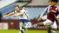Harry Kane lebih banyak gol dari Avaro Morata dengan perbandingan 163 gol dari 273 laga berbanding 77 gol dari 223 laga (AP/Tim Keeton)