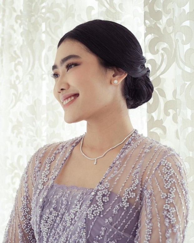 lamaran alika islamadina