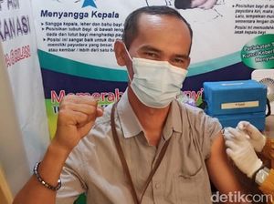 Panitia Pelaksana UTBK ITS Mulai Jalani Vaksinasi COVID-19