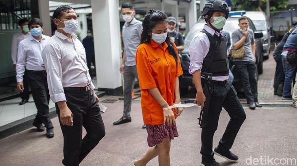 Komplotan Peracik-Pengedar Narkoba Sintetis Dibekuk Polisi