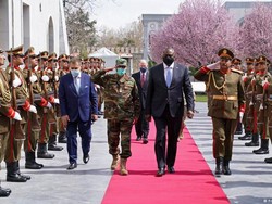 Menhan AS Lakukan Kunjungan Mendadak ke Afghanistan Jelang Penarikan Militer