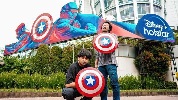 Mural Falcon and the Winter Soldier di Jakarta