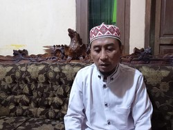 Kerabat Ustaz Gondrong yang Gandakan Uang Tahunya Pengobatan Alternatif
