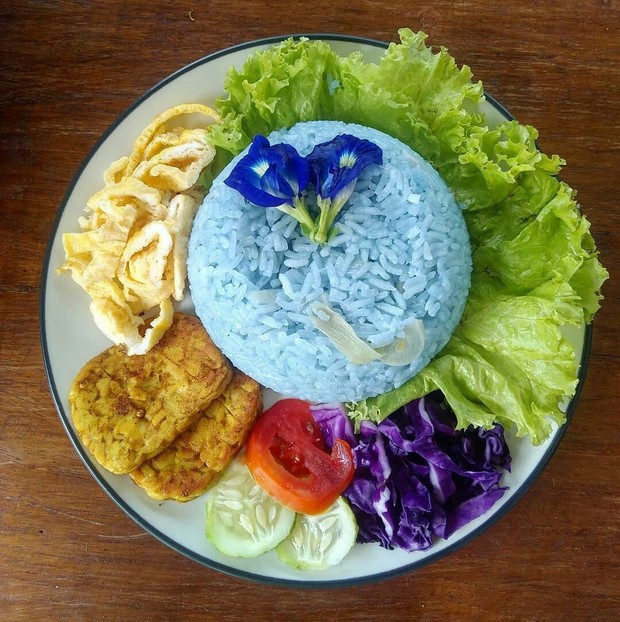 Nasi Uduk bunga Telang
