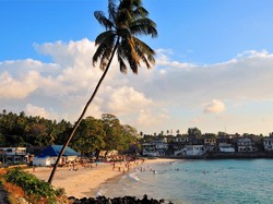 Komoro, Negara Arab yang Membingungkan