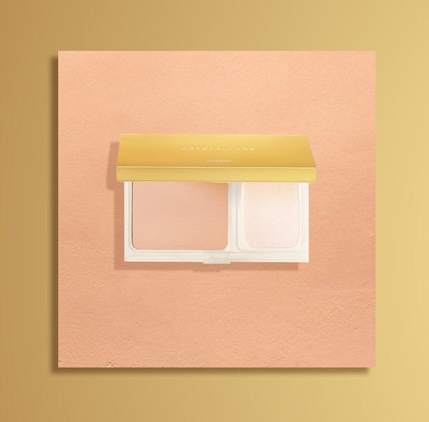 Precious Luminizing Silk Powder Foundation/instagram.com/crystallurebywardah Crystallure Precious Luminizing Silk Powder Foundation