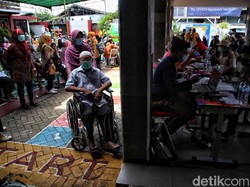 Stok Vaksin Semakin Terbatas, Pemerintah Prioritaskan Lansia