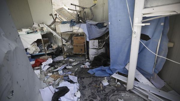 Rumah Sakit di Idlib Porak Poranda Diserang Militer Suriah