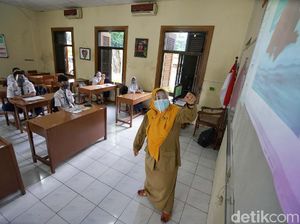 Perhatian! Guru Honorer Segera Cairkan BLT Rp 1,8 Juta Sebelum 30 Juni Perhatian! Guru Honorer Segera Cairkan BLT Rp 1,8 Juta Sebelum 30 Juni