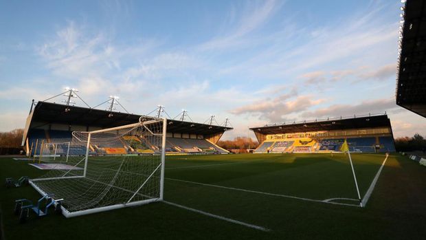 OXFORD, ENGLAND - MARCH 16: General view inside the stadium ahead of the Sky Bet League One match between Oxford United and Doncaster Rovers at Kassam Stadium on March 16, 2021 in Oxford, England. Sporting stadiums around the UK remain under strict restrictions due to the Coronavirus Pandemic as Government social distancing laws prohibit fans inside venues resulting in games being played behind closed doors. (Photo by Catherine Ivill/Getty Images)