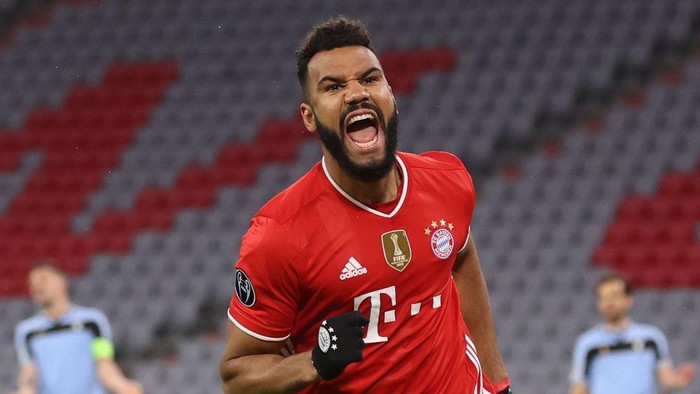 MUNICH, GERMANY - MARCH 17: Eric Maxim Choupo-Moting of FC Bayern München celebrates scoring the second team goal during the UEFA Champions League Round of 16 match between Bayern München and SS Lazio at Allianz Arena on March 17, 2021 in Munich, Germany. (Photo by Alexander Hassenstein/Getty Images)