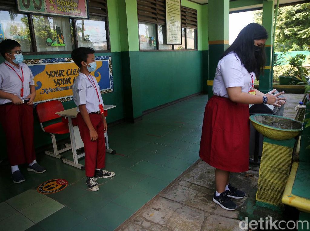 8 Prosedur Sekolah Tatap Muka Terbatas Tingkat SD 8 Prosedur Sekolah Tatap Muka Terbatas Tingkat SD