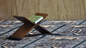 Surat Al Waqiah: Manfaat, Waktu Dibaca, dan Bacaan Doanya