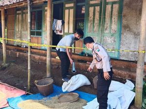 Anak di Trenggalek yang Bacok Ayah Angkat hingga Tewas Diduga Gangguan Jiwa Anak di Trenggalek yang Bacok Ayah Angkat hingga Tewas Diduga Gangguan Jiwa