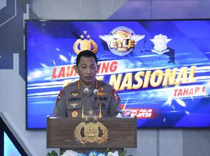 Kapolri Larang Media Tampilkan Arogansi-Kekerasan Aparat Kapolri Larang Media Tampilkan Arogansi-Kekerasan Aparat