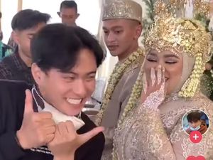 Viral Bikin Ngakak, Pria Ini Berikan Tisu Magic ke Pengantin Saat Kondangan