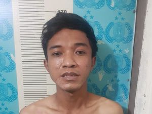 Sempat Mengelak, Penjambret Lansia di Jakbar Dibekuk Saat Cari Mangsa Sempat Mengelak, Penjambret Lansia di Jakbar Dibekuk Saat Cari Mangsa