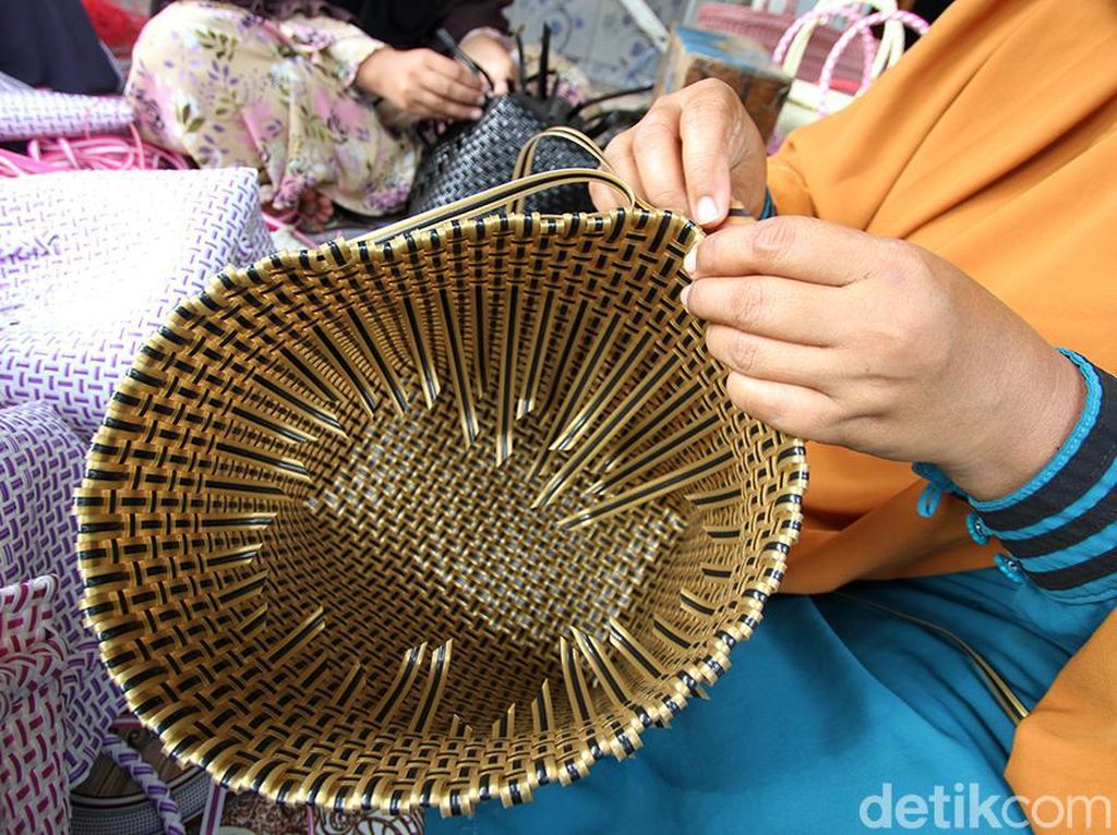 UMKM Mau Libur Bayar Pajak Sampai Juni? Begini Caranya UMKM Mau Libur Bayar Pajak Sampai Juni? Begini Caranya