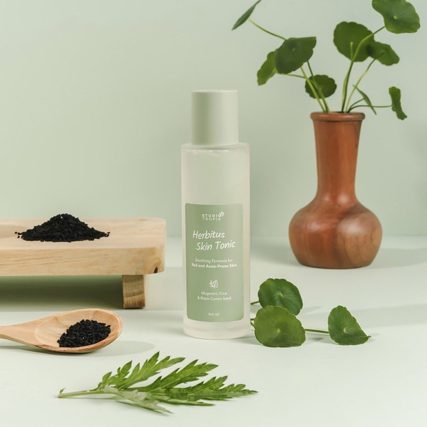 Studio Tropic Herbitus Skin Tonic