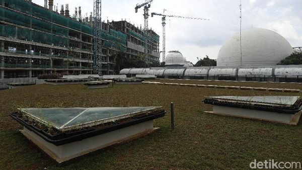 Terkini! Progres Pemugaran Planetarium Jakarta