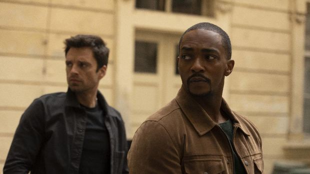 (L-R): Falcon/Sam Wilson (Anthony Mackie) and Winter Soldier/Bucky Barnes (Sebastian Stan) in Marvel Studios' THE FALCON AND THE WINTER SOLDIER exclusively on Disney+. Photo by Chuck Zlotnick. ©Marvel Studios 2021. All Rights Reserved.