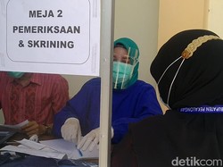 Sekolah Tatap Muka Terbatas Juli, P2G Soroti Lambatnya Vaksinasi Guru