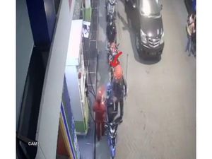 Viral Pemotor di Surabaya Pukul Petugas SPBU, Polisi Tak Mampu Temukan Pelaku Viral Pemotor di Surabaya Pukul Petugas SPBU, Polisi Tak Mampu Temukan Pelaku
