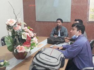 Suami Kades Pasuruan Sebut Anaknya Lihat Ibunya Tanpa Busana dengan Stafnya