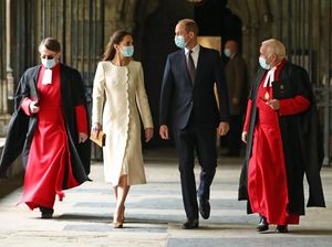 Foto: 6 Gaya Kate Middleton Bak Pengantin Lagi, Anggun dengan Gaun Putih