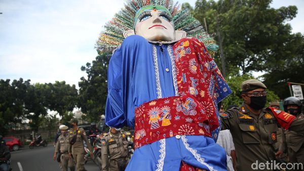 Ondel-ondel, Sang Ikon Ibu Kota Kini Dilarang Ngamen ke Jalan
