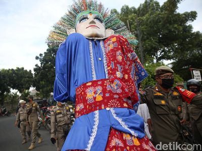 Ondel-ondel, Sang Ikon Ibu Kota Kini Dilarang Ngamen ke Jalan