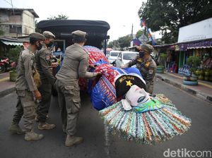 2 Wajah Berbeda Ondel-Ondel, Ikon Jakarta tapi Mengamen di Jalanan