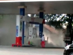 Detik-detik Muncul Kepulan Asap di SPBU Kudus Terekam Kamera